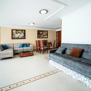  Apartamento Amplio Frente A La Playa El Rodadero Colombia